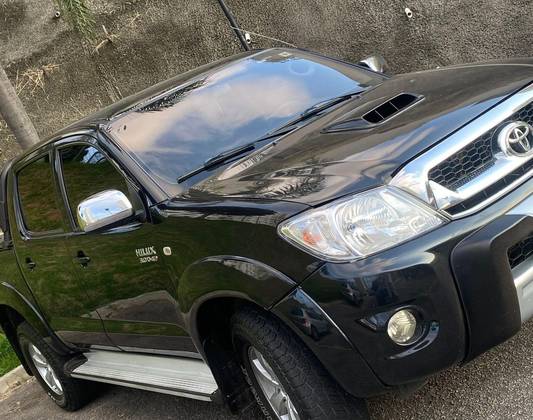 TOYOTA HILUX 3.0 SRV 4X4 CD 16V TURBO INTERCOOLER DIESEL 4P AUTOMÁTICO